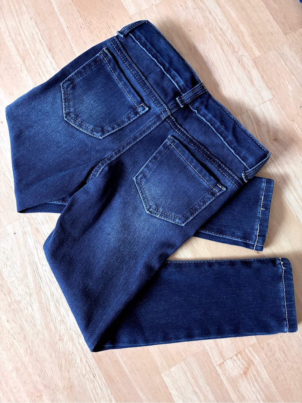 Five Pairs of Toddler Girl 4T Blue Denim Jeans - Dark, Medium and Light Wash - Picture 10 of 12